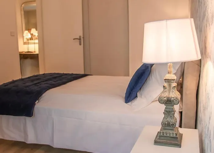 Centre De - Commerces - Wifi Lägenhet *