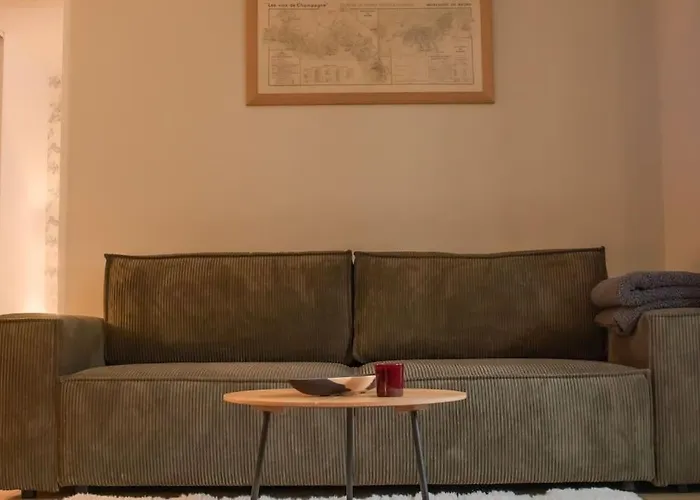 Centre De - Commerces - Wifi Lägenhet