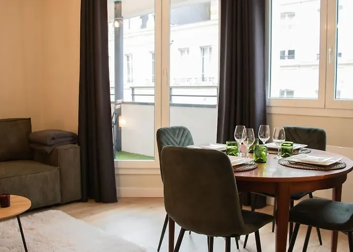 Centre De - Commerces - Wifi *